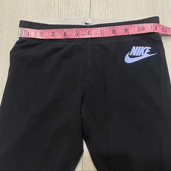 NIKE Just Do It Cropped Athletic Activewear Black Leggings Size S - Picture 2 of 9